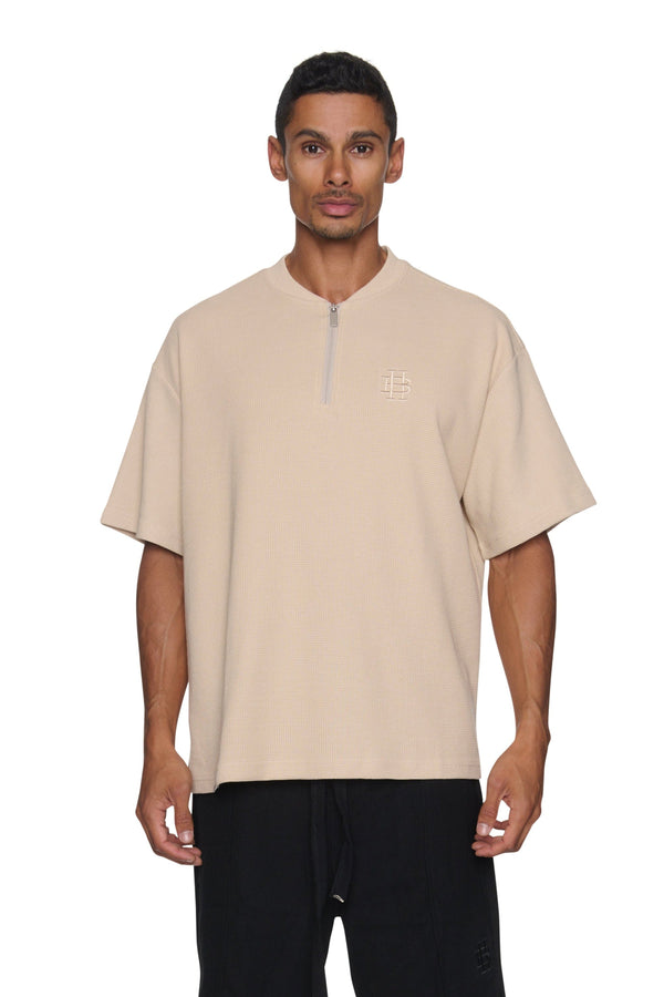 CAMISETA DE WAFFLE CON CREMALLERA COLOR ARENA