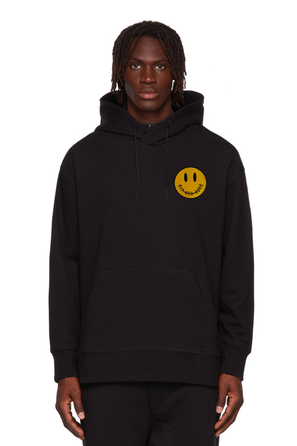 SUDADERA CLÁSICA CON CAPUCHA Y BOLSILLO BORDADO DE CARITA SONRIENTE AMARILLA