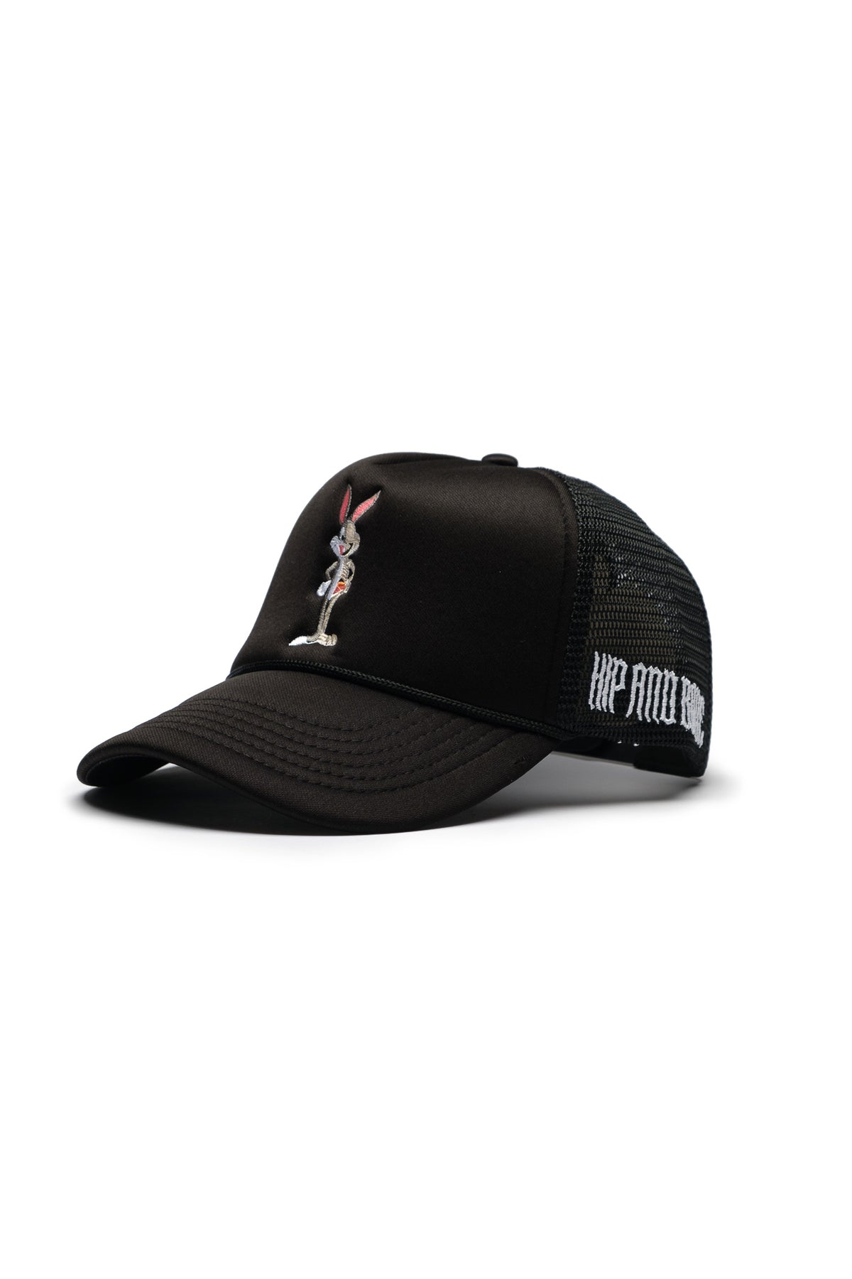 GORRA DE CAMIONERO CON CONEJO RETORCIDO